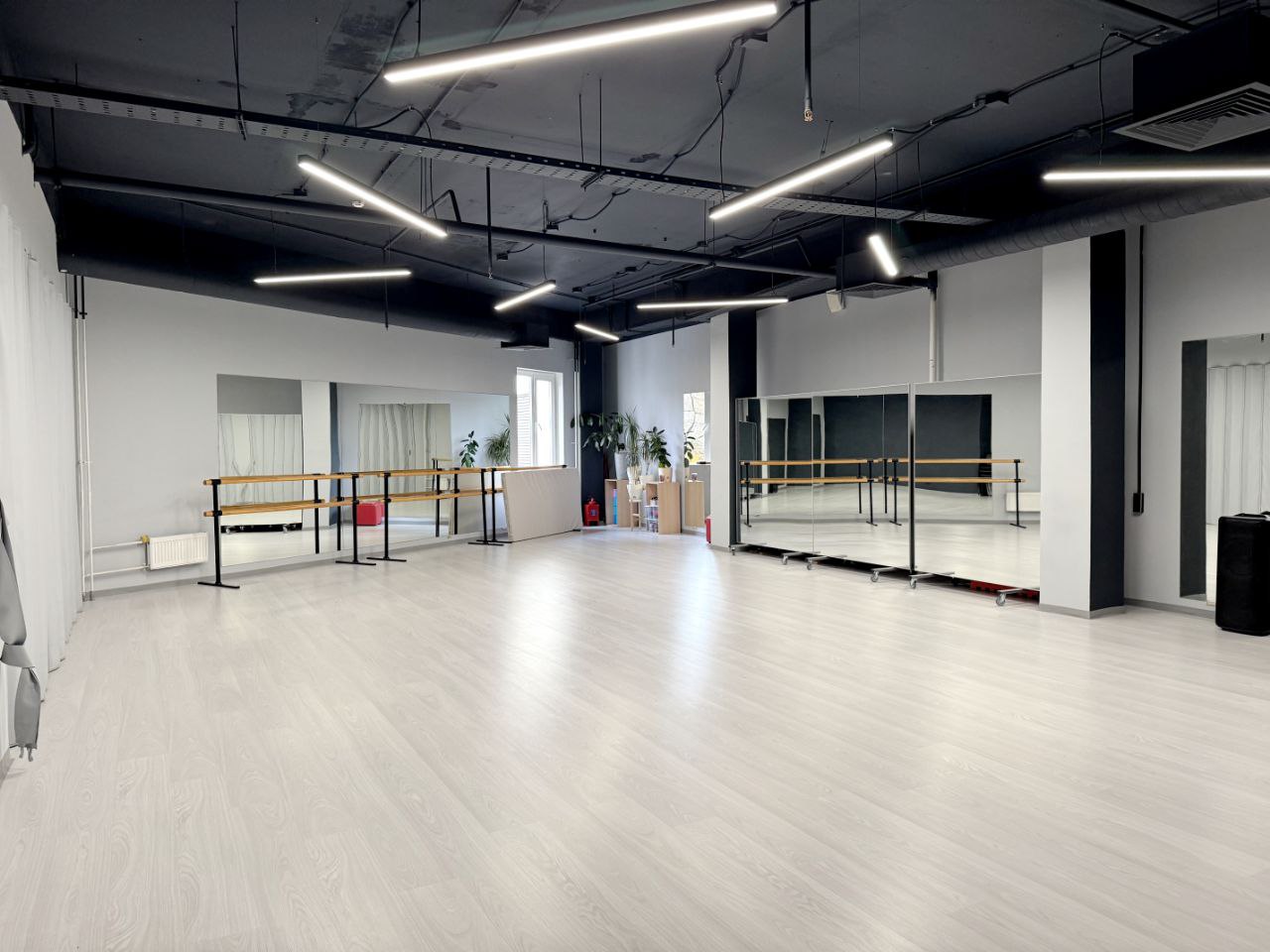 Зал "Гранд" Red Hill Studio